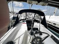 Hunter 33